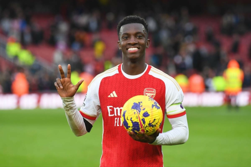 Phân tích đội hình Arsenal